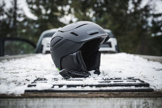 When to Replace Your Ski Helmet (2025&ndash;2026 Guide)