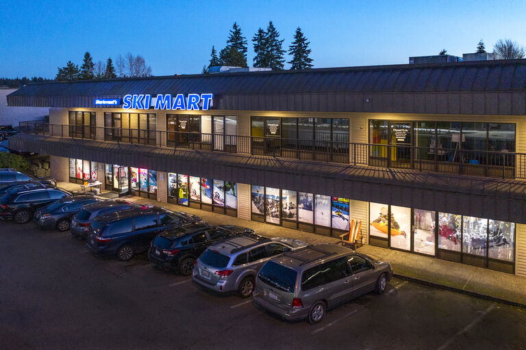 ski mart ski and snowboard rentals in bellevue washington