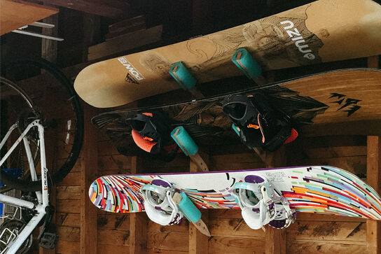 5 Tips for Storing Ski & Snowboard Gear