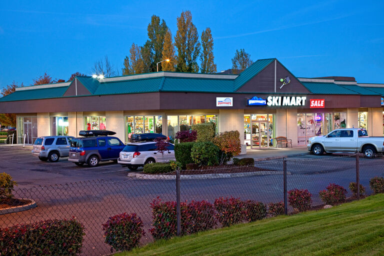 Ski Mart Tacoma store front