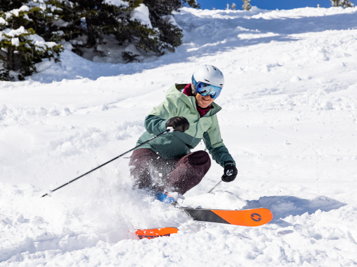 Tracy ripping turns on a sunny day