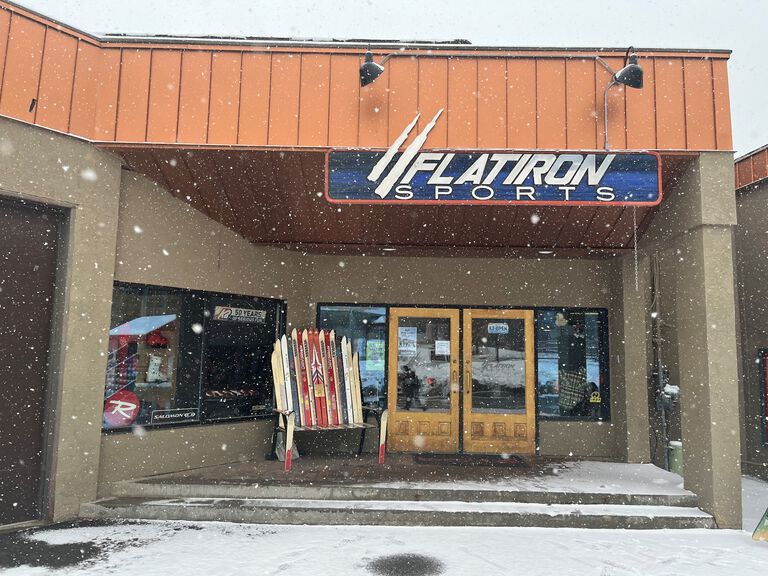 flatiron sports ski and snowboard rentals in crested butte