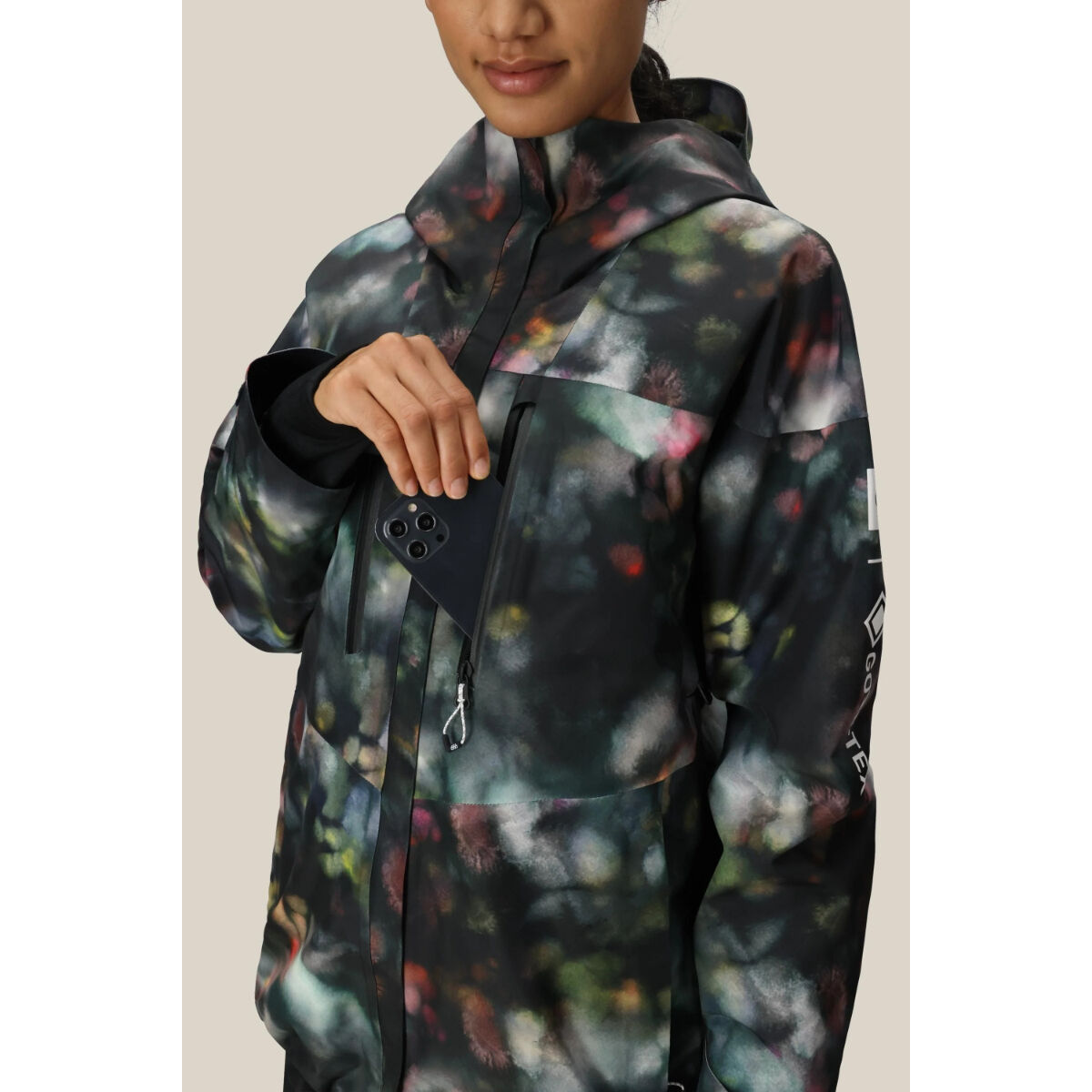 686 Gore-Tex Skyline Thermagraph Jacket Womens | Christy Sports