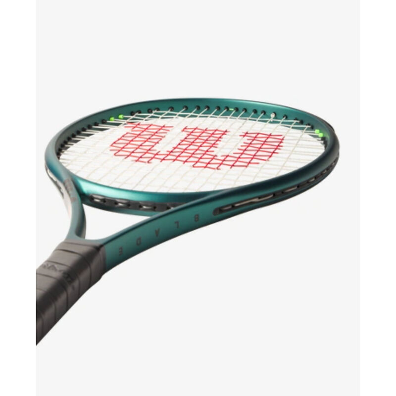 Wilson Blade 25 V9 Tennis Racquet Junior image number 2