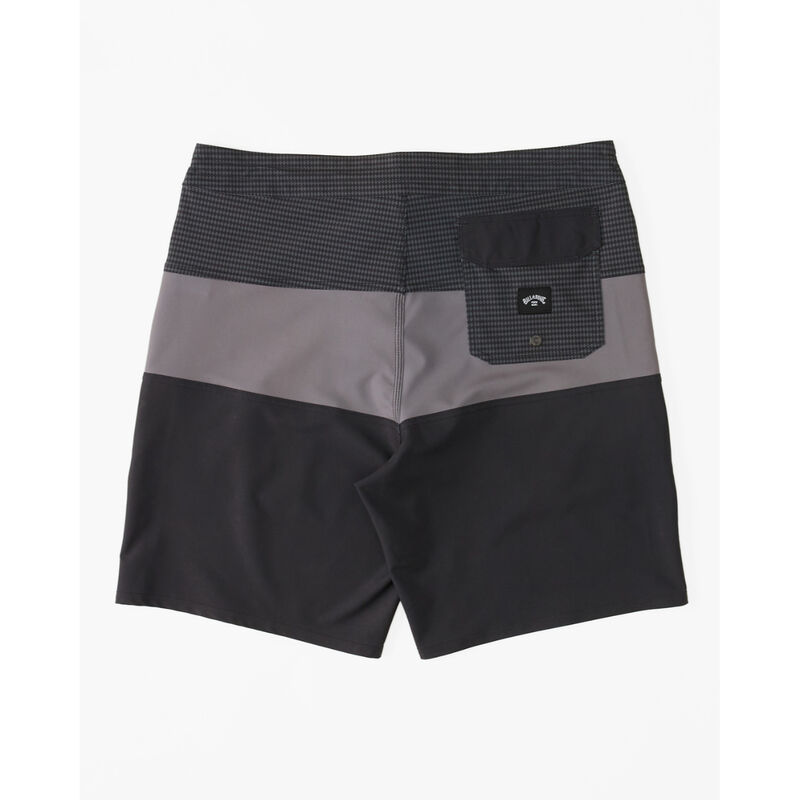 Billabong Lo Tide 19" Boardshorts Mens image number 1