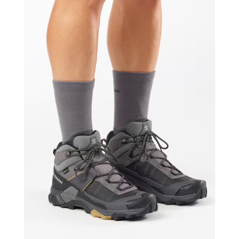 Salomon X Ultra 5 Mid Gore-Tex Hiking Shoes Mens image number 4