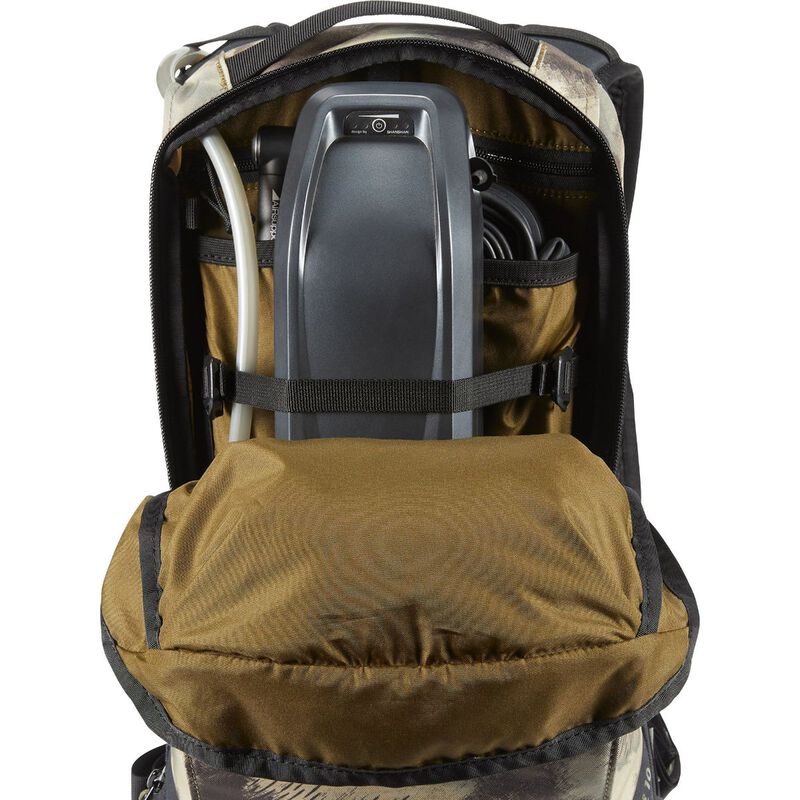 Dakine Drafter 10L Bike Hydration Backpack image number 2