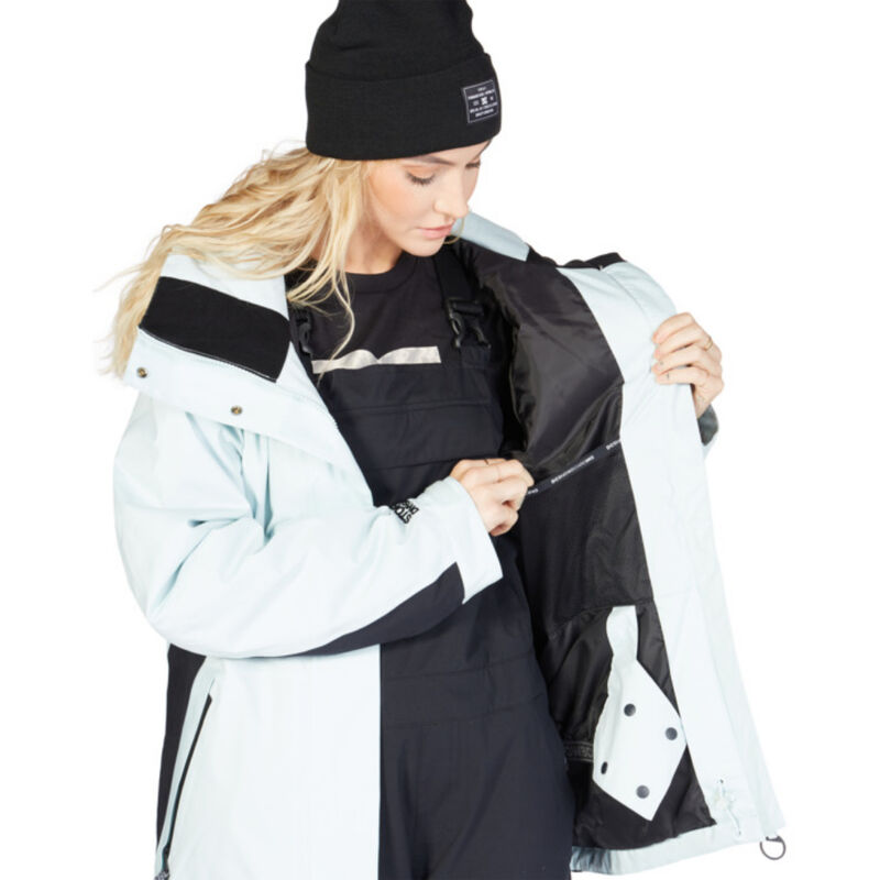 DC Shoes Meridian 45K Snow Jacket Womens image number 4