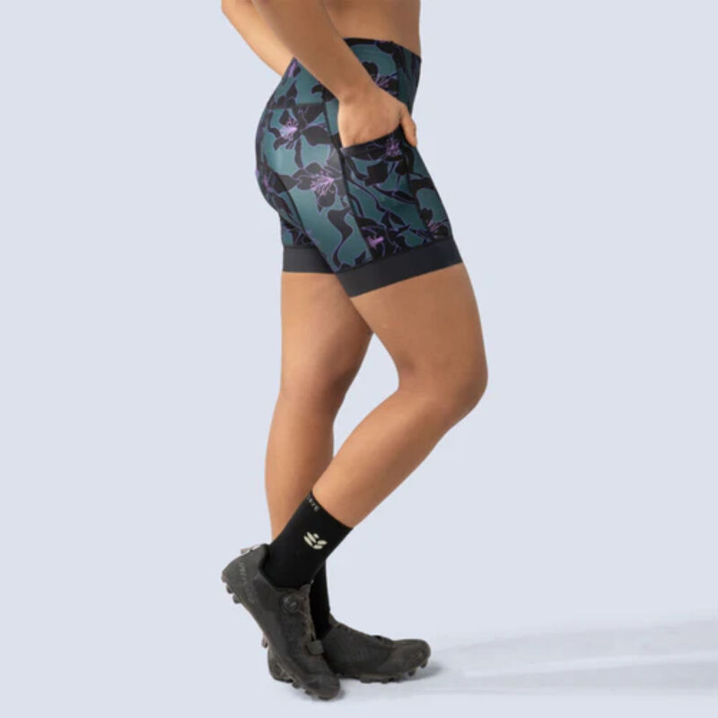 Wild Rye Eleanor Chammy Womens image number 2