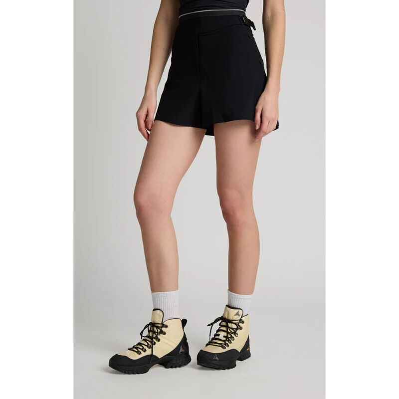 Seniq Trailmix Shorts Womens image number 0