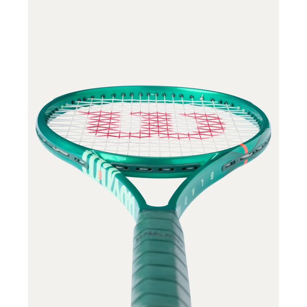 Wilson Blade 98 16x19 V10 Tennis Racquet - Unstrung