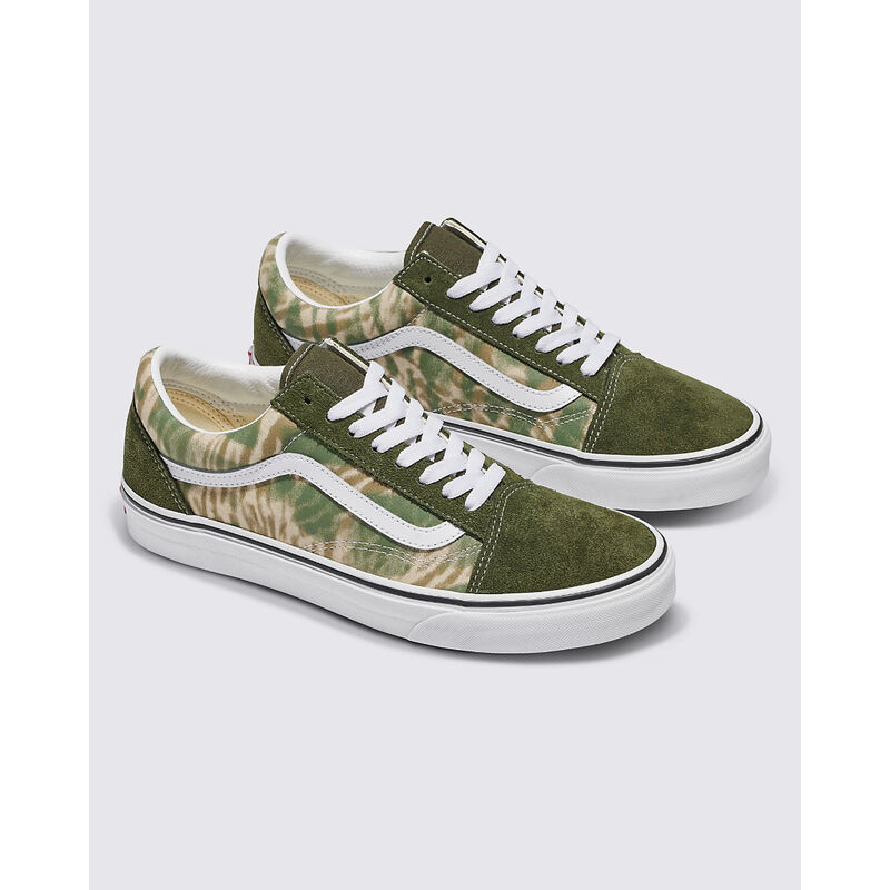 Vans Old Skool Shoes Mens image number 0