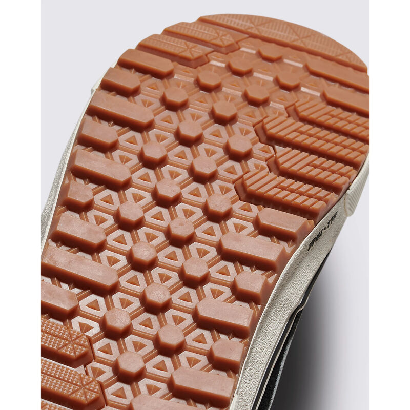 Vans MTE Sk8-Hi Waterproof Insulated Shoes Unisex image number 3