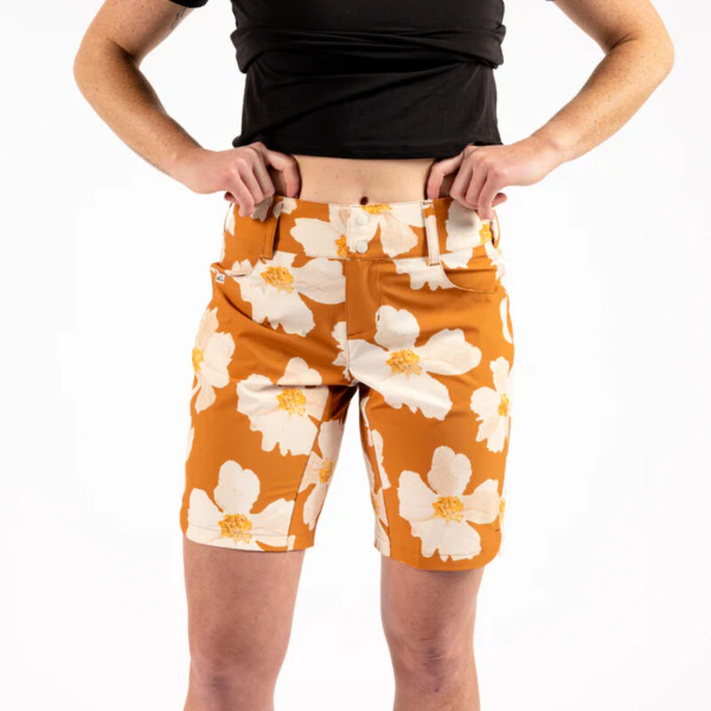 Wild Rye Riley Short Womens image number 1