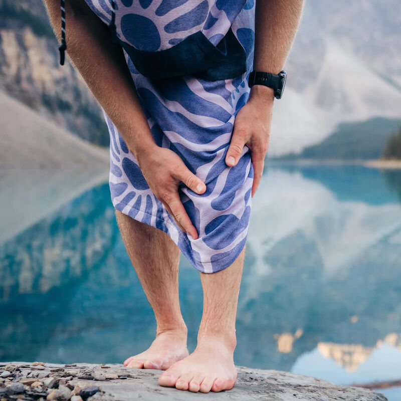 Nomadix Changing Poncho - Lazy Daisy image number 4