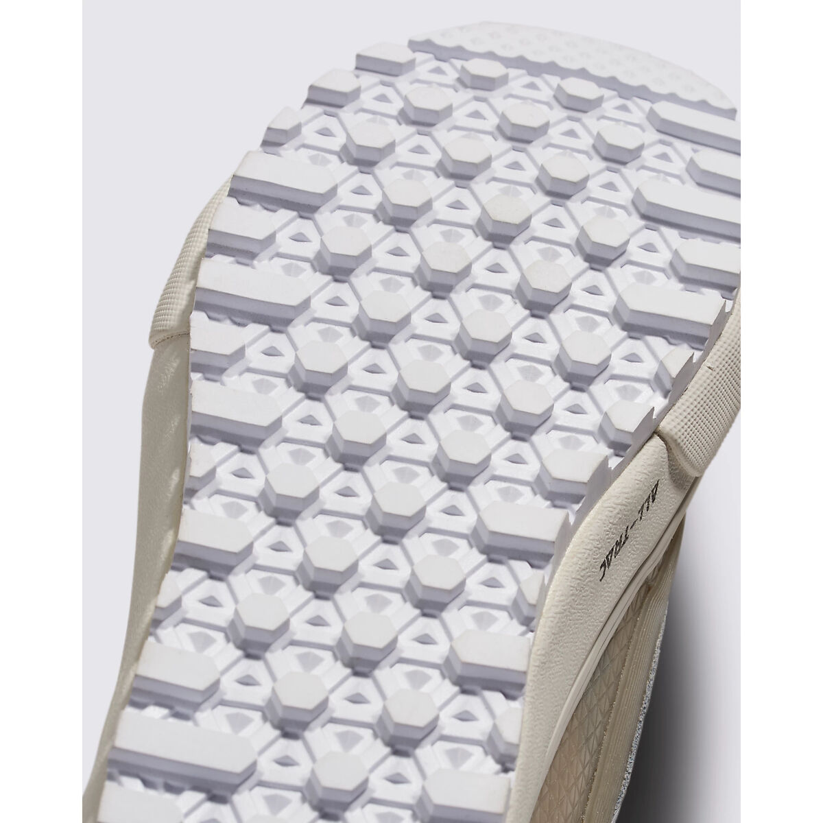 Vans MTE Standard Mid Waterproof Boots Unisex | Christy Sports Vans MTE Standard Mid Waterproof Boots Unisex | Christy Sports