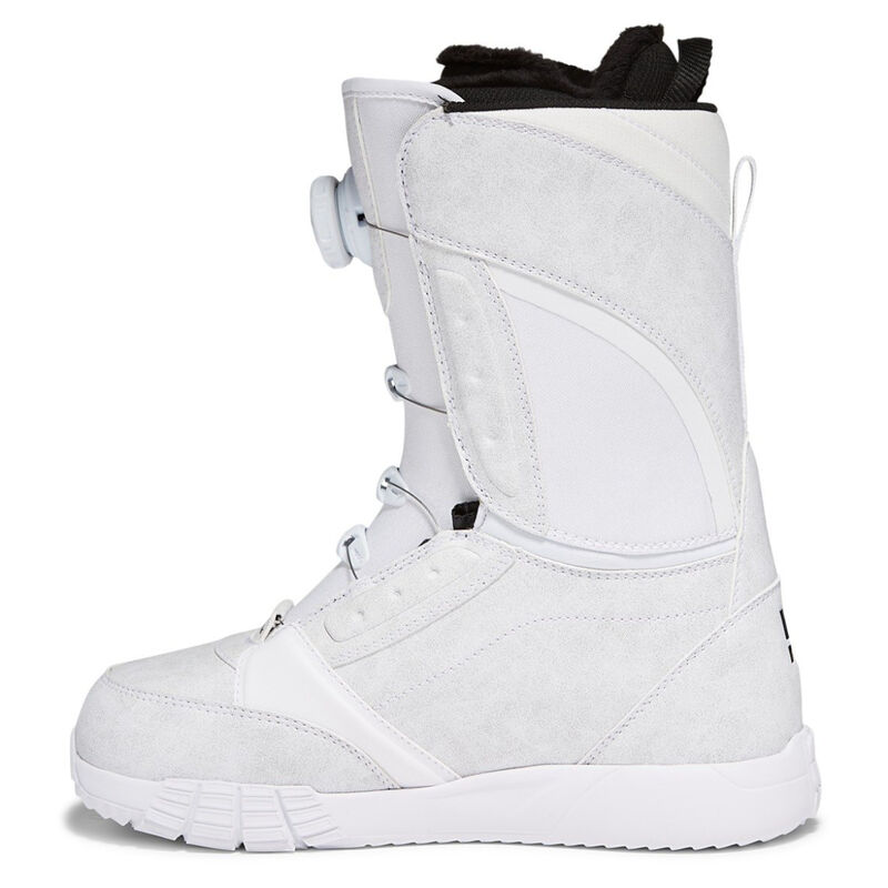 DC Lotus Boot image number 1