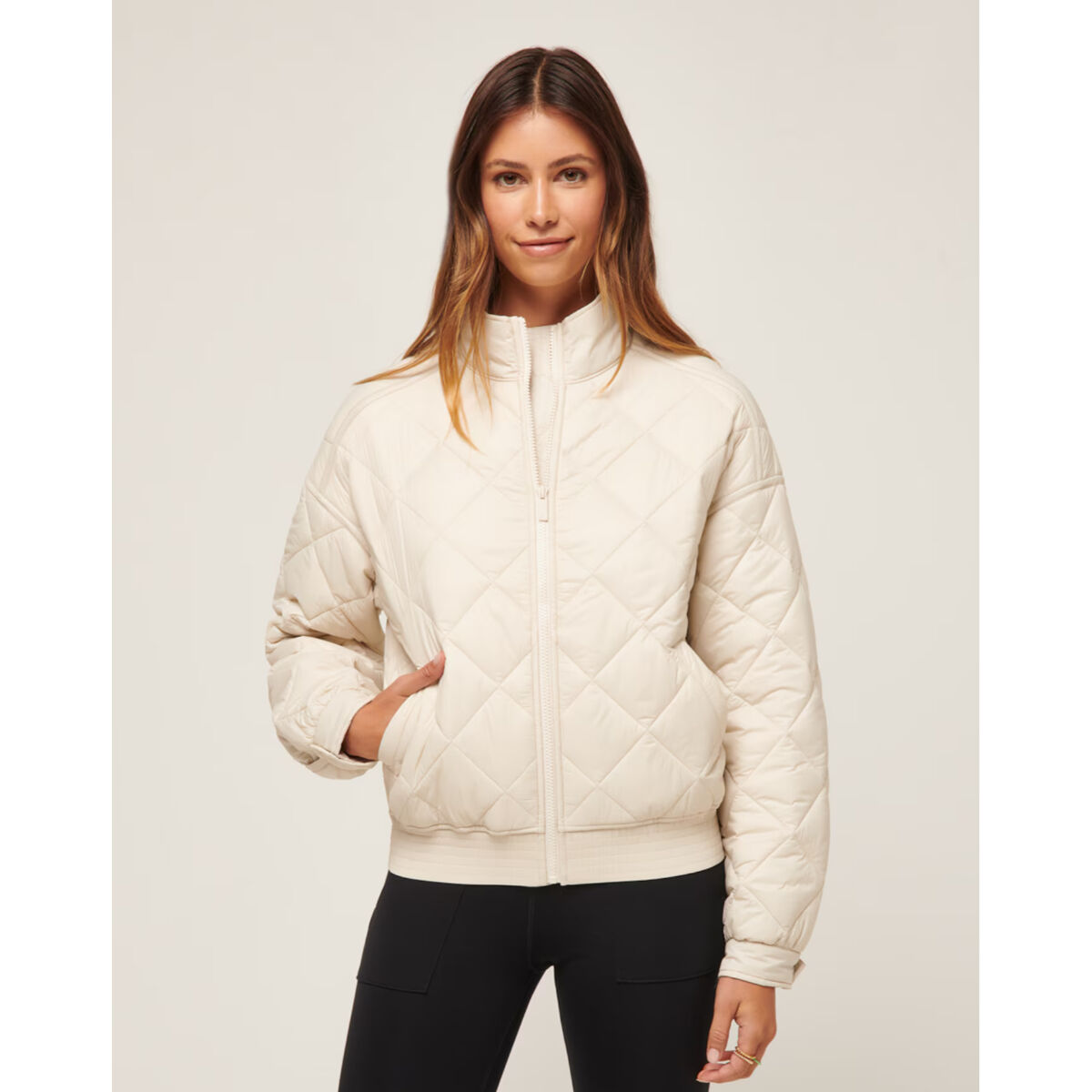 TravisMathew Lights At Night Quilted Jacket Womens | Christy Sports