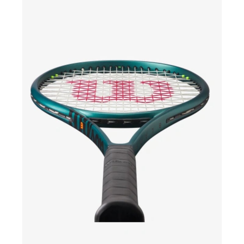 Wilson Blade 100 V9 Tennis Racquet image number 1