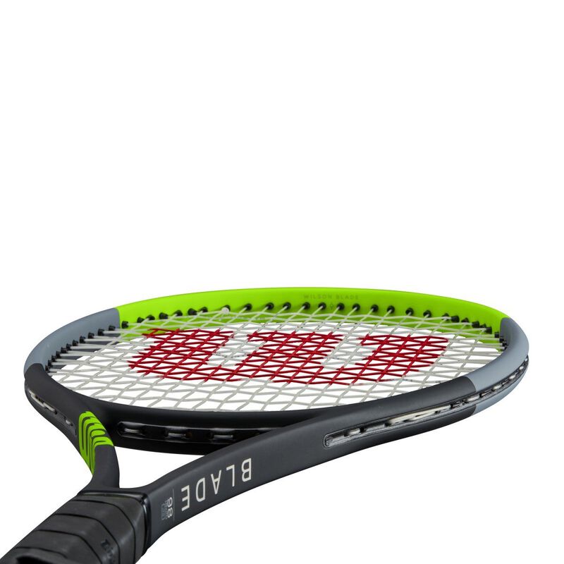 Wilson Blade 98 18x20 V7 Pre-Strung Tennis Racquet image number 3
