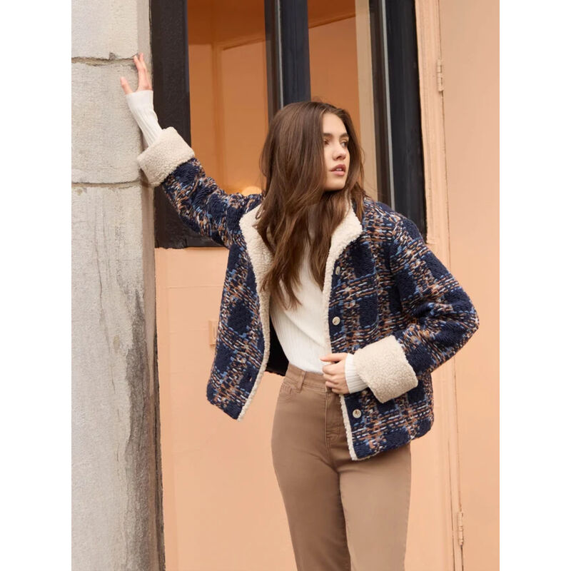 Charlie B Plaid Boucl&eacute; Jacket With Sherpa Trim Womens image number 4