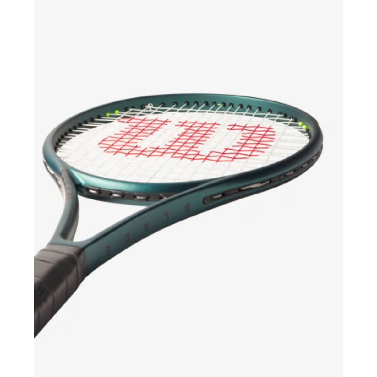 Tennisracket Wilson Blade 100UL V9 (Bespannen) | Tennisplanet.nl
