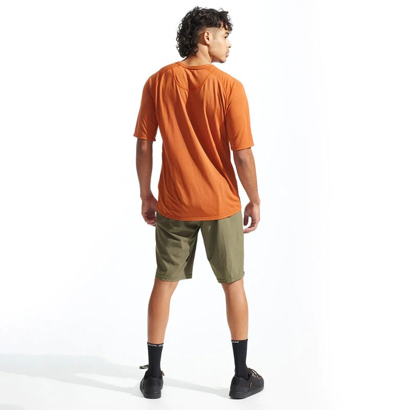 Pearl Izumi Canyon Shorts w/ Liner Mens image number 2