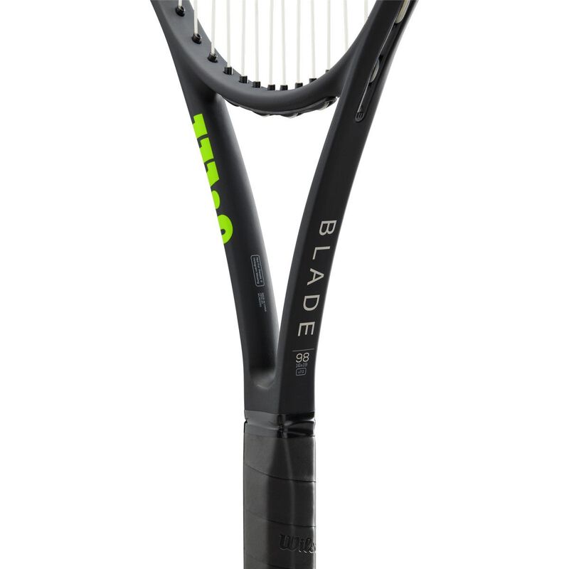 Wilson Blade 98 16x19 V7 Tennis Racquet image number 5