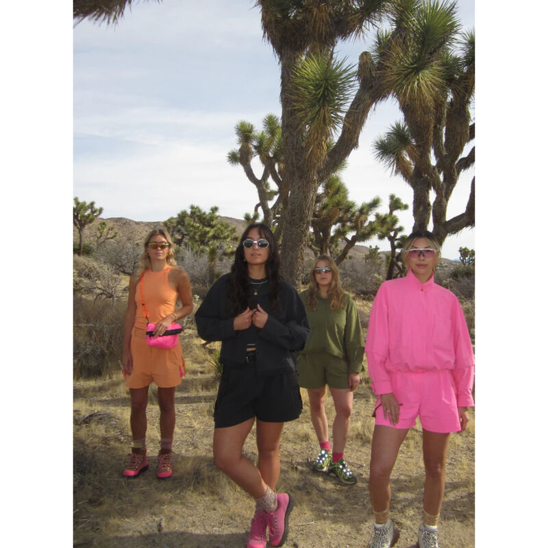 Seniq Trailmix Cargo Shorts Womens image number 4