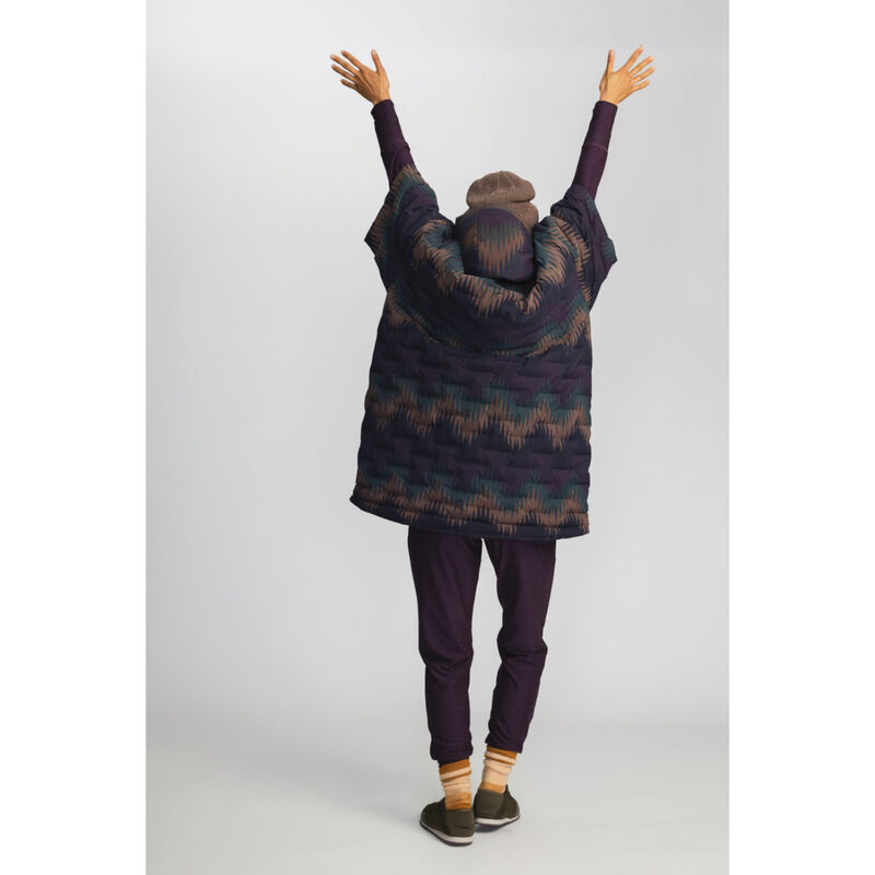 Mountain Hardwear Stretchdown™ Poncho image number 2