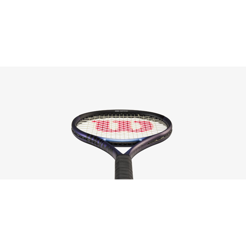 Wilson Ultra 100UL V4 Tennis Racquet image number 1