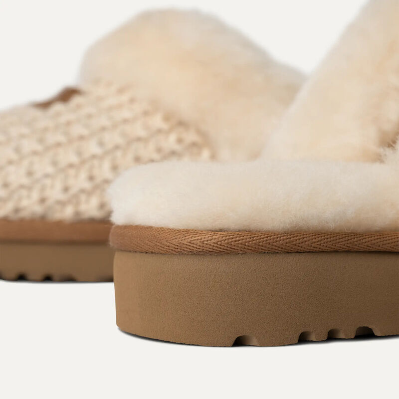 UGG Cozy Slippers Womens image number 4