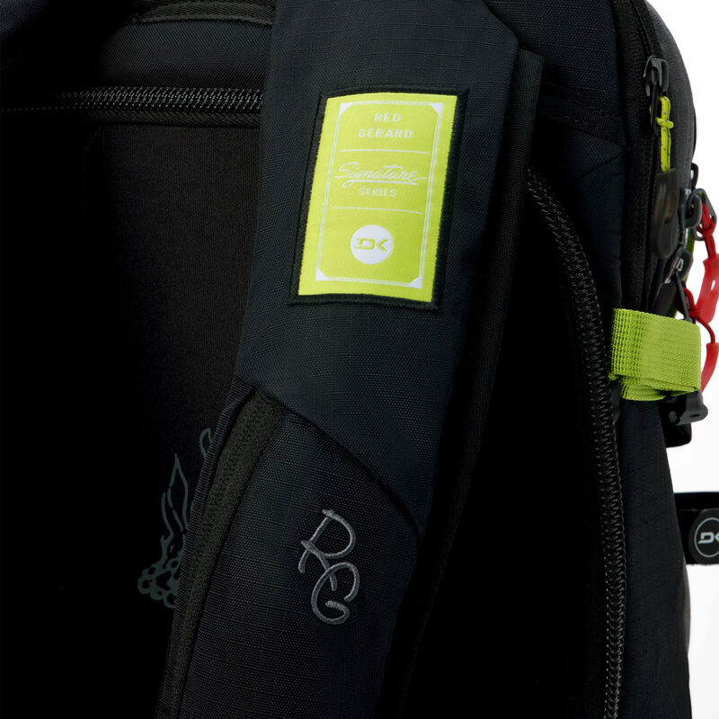 Dakine Team Poacher Backpack 22L image number 3
