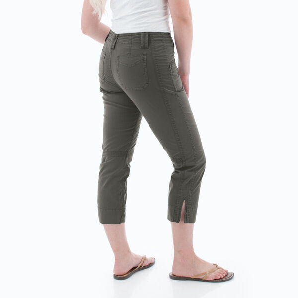Aventura Arden Crop Pants Womens