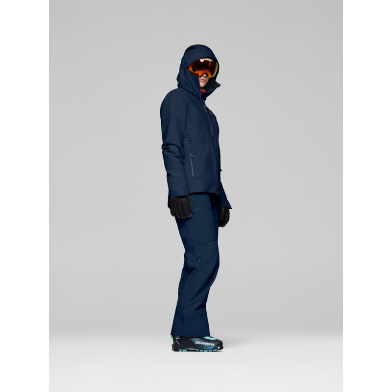 Norrona Lofoten Gore-Tex Jacket Womens image number 4