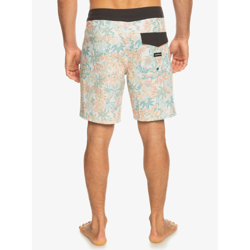 Quiksilver Surfsilk QS 69 18 Inch Swim Bottom Mens image number 4