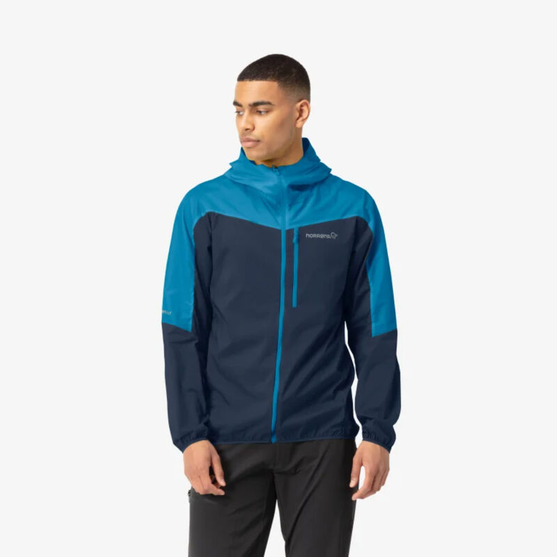 Norrona Falketind Aero60 Hooded Jacket Mens image number 2