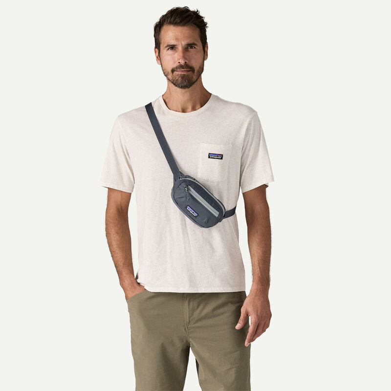 Patagonia Terravia Mini Hip Pack 1L image number 2