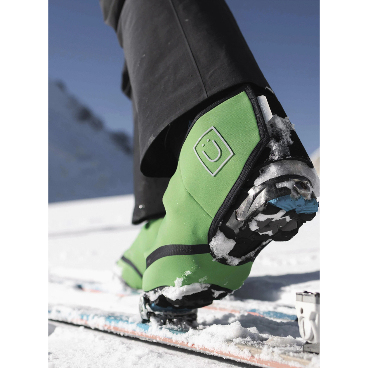 Lill•Sport Walking Overboots Black - New Moon Ski & Bike